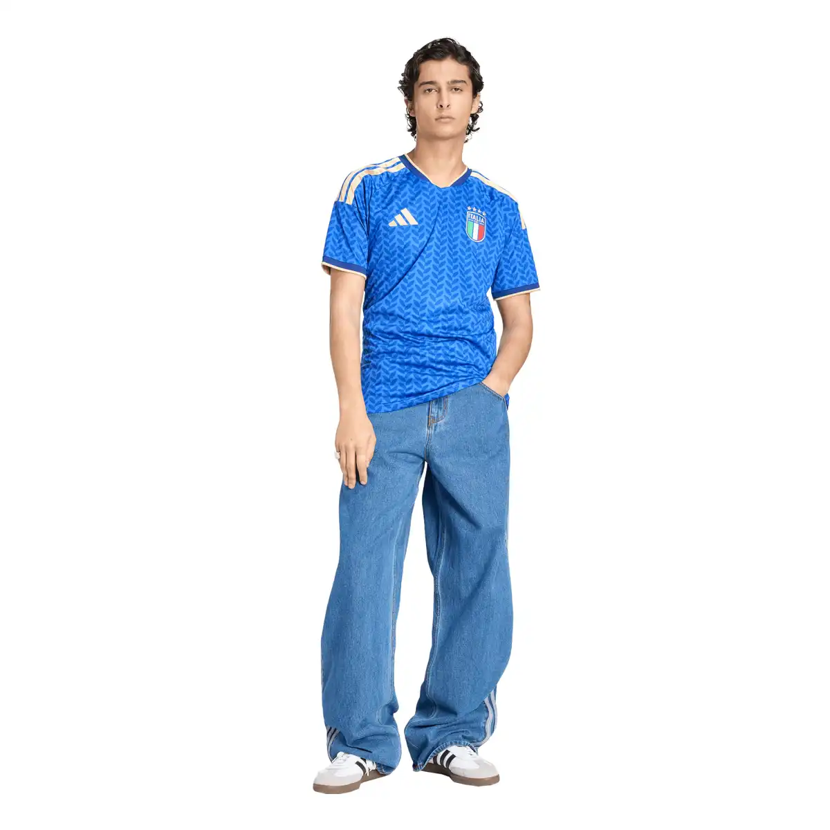 JL6937_5_APPAREL_On_Model_Walking_View_white.webp