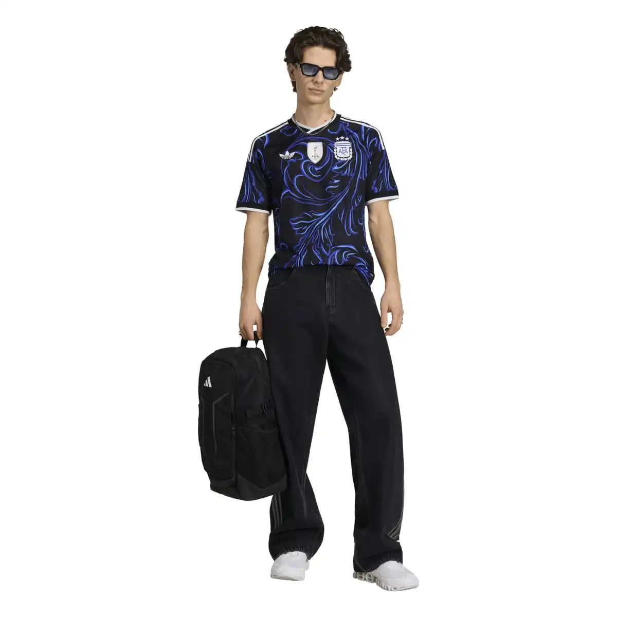JM8395_6_APPAREL_On_Model_Walking_View_white.webp