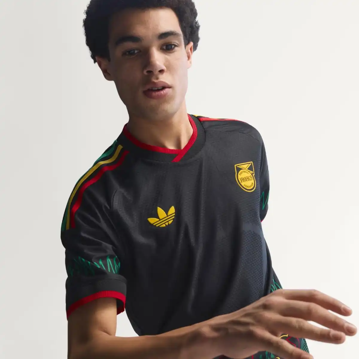 Jamaica_26_x_Bob_Marley_Away_Authentic_Jersey_Black_KB7474_HM10.webp