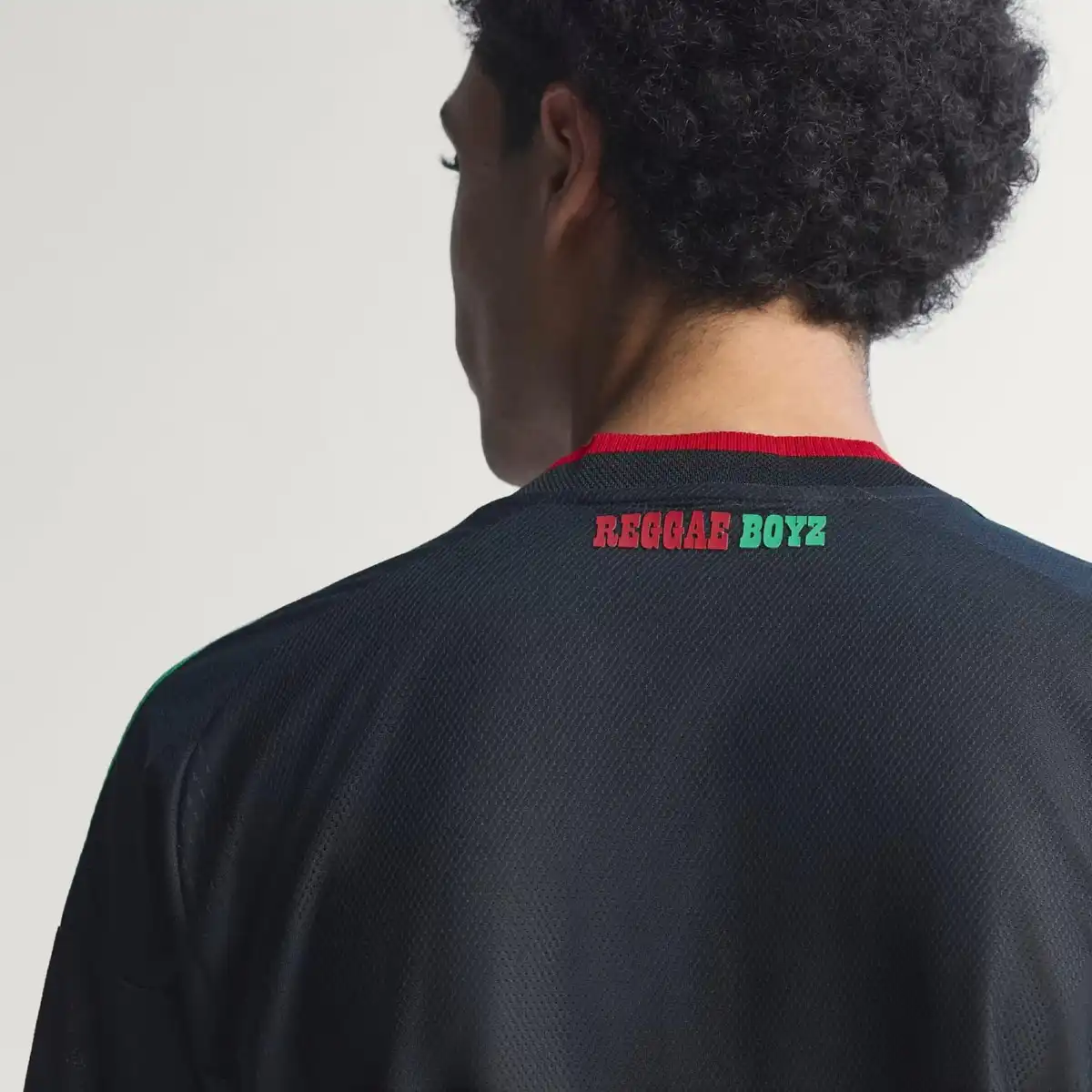 Jamaica_26_x_Bob_Marley_Away_Authentic_Jersey_Black_KB7474_HM8.webp