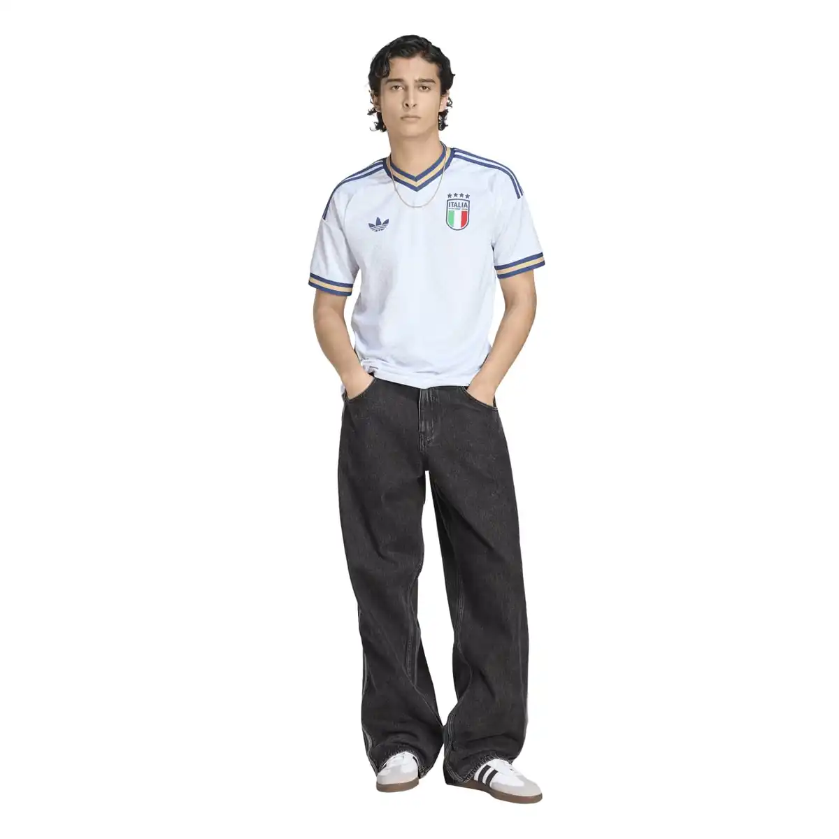 KC8704_6_APPAREL_On_Model_Walking_View_white.webp